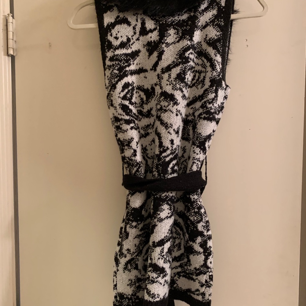 WHBM sweater size xxs